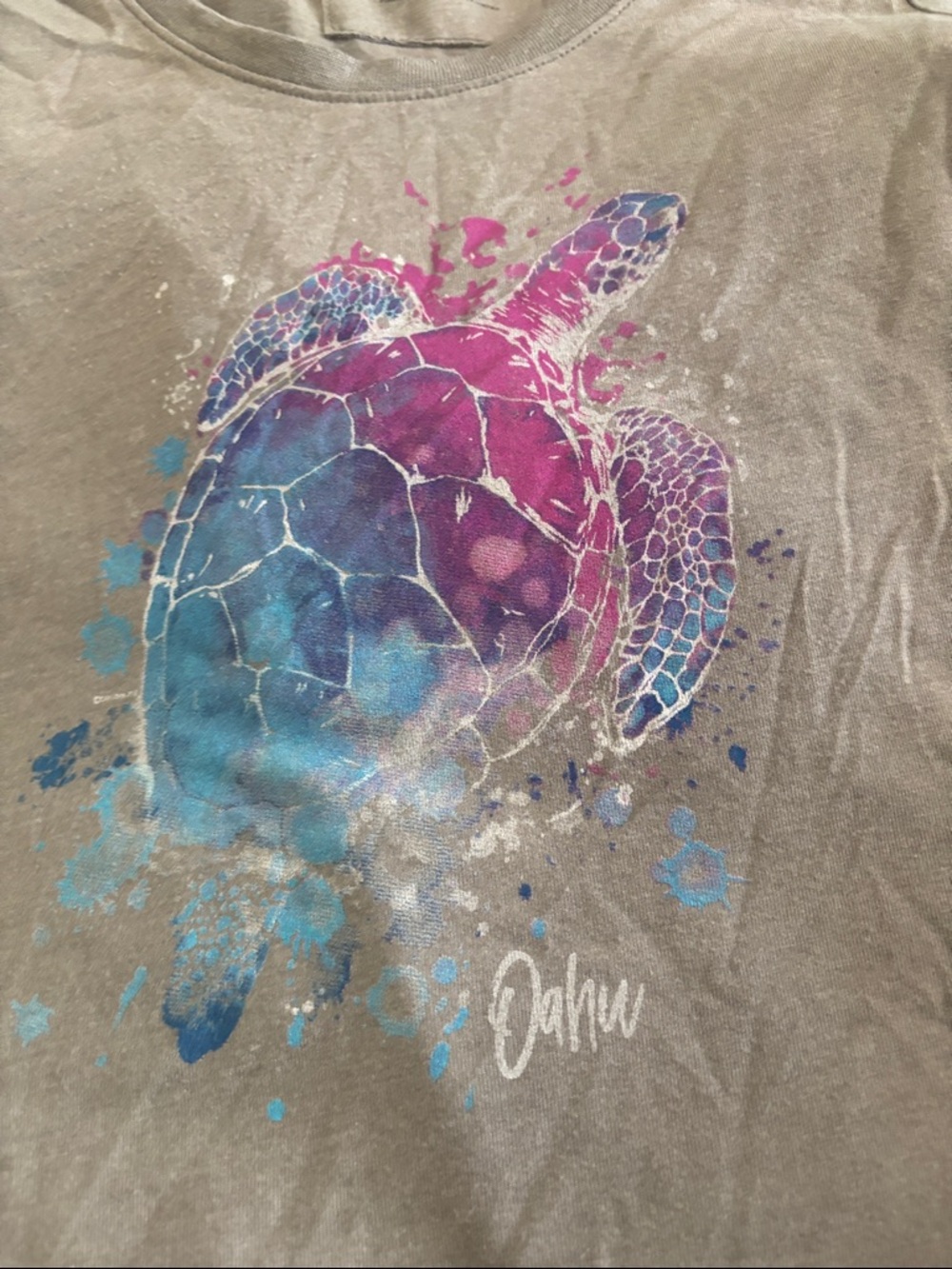 Oahu Women's Short Sleeve Tee with Multicolor Sea Turtle Graphic 50% Bamboo